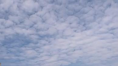 4k实拍自然风光云海云层涌动延时风光视频的预览图